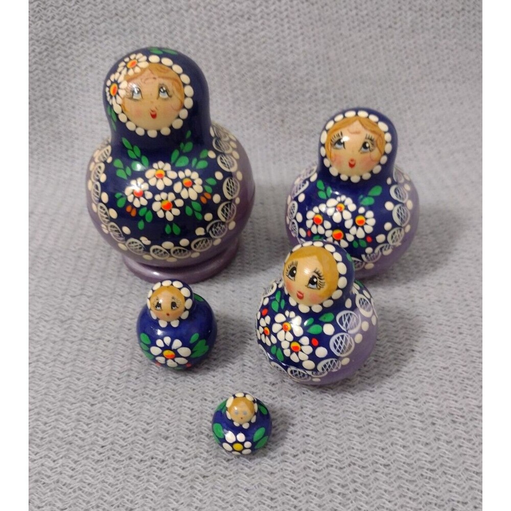 Vintage Russian Bushka Matryoshka Nesting Dolls USSR HandMade, Hand Painted 5 ct